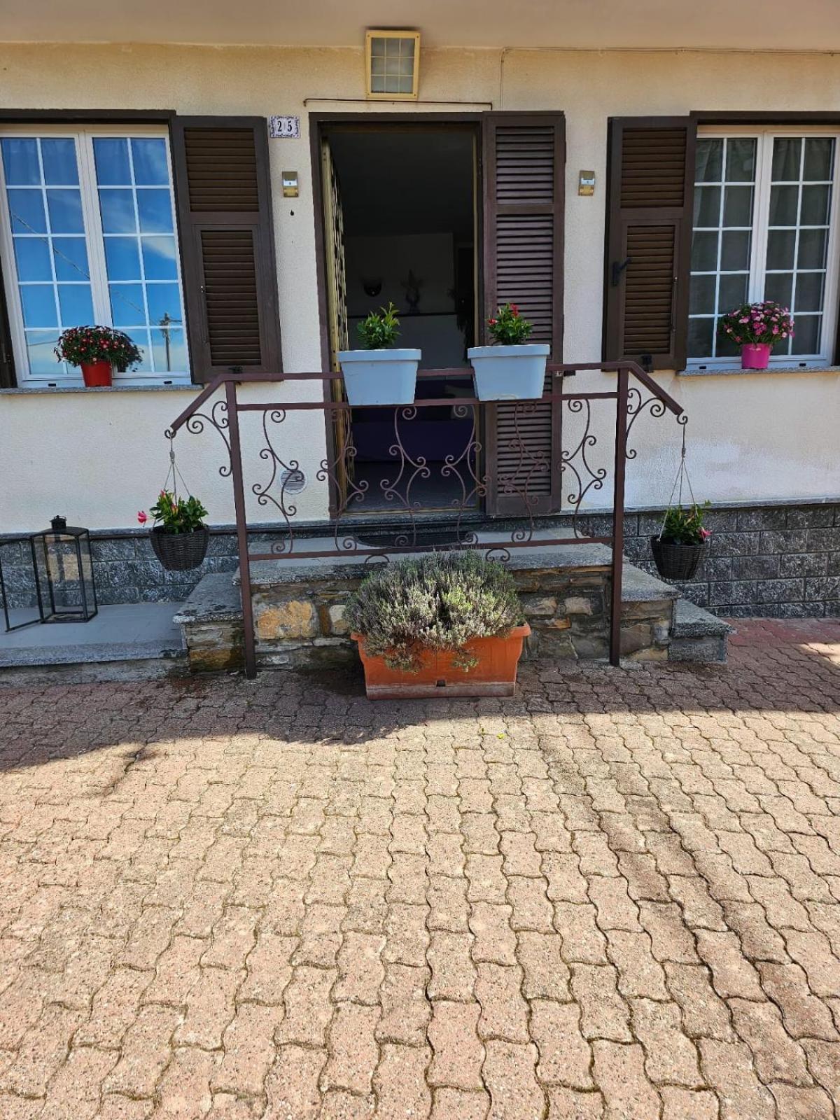 La Casa Della Lavanda Borgo Adorno Екстериор снимка